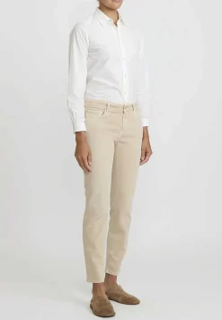 Closed Baker Cropped Narrow Jeans In Reed Beige