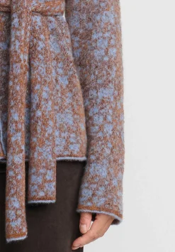 Lainey Keogh Cashmere Belted Velvet De Luxe Cardigan In Soft Blue & Chestnut