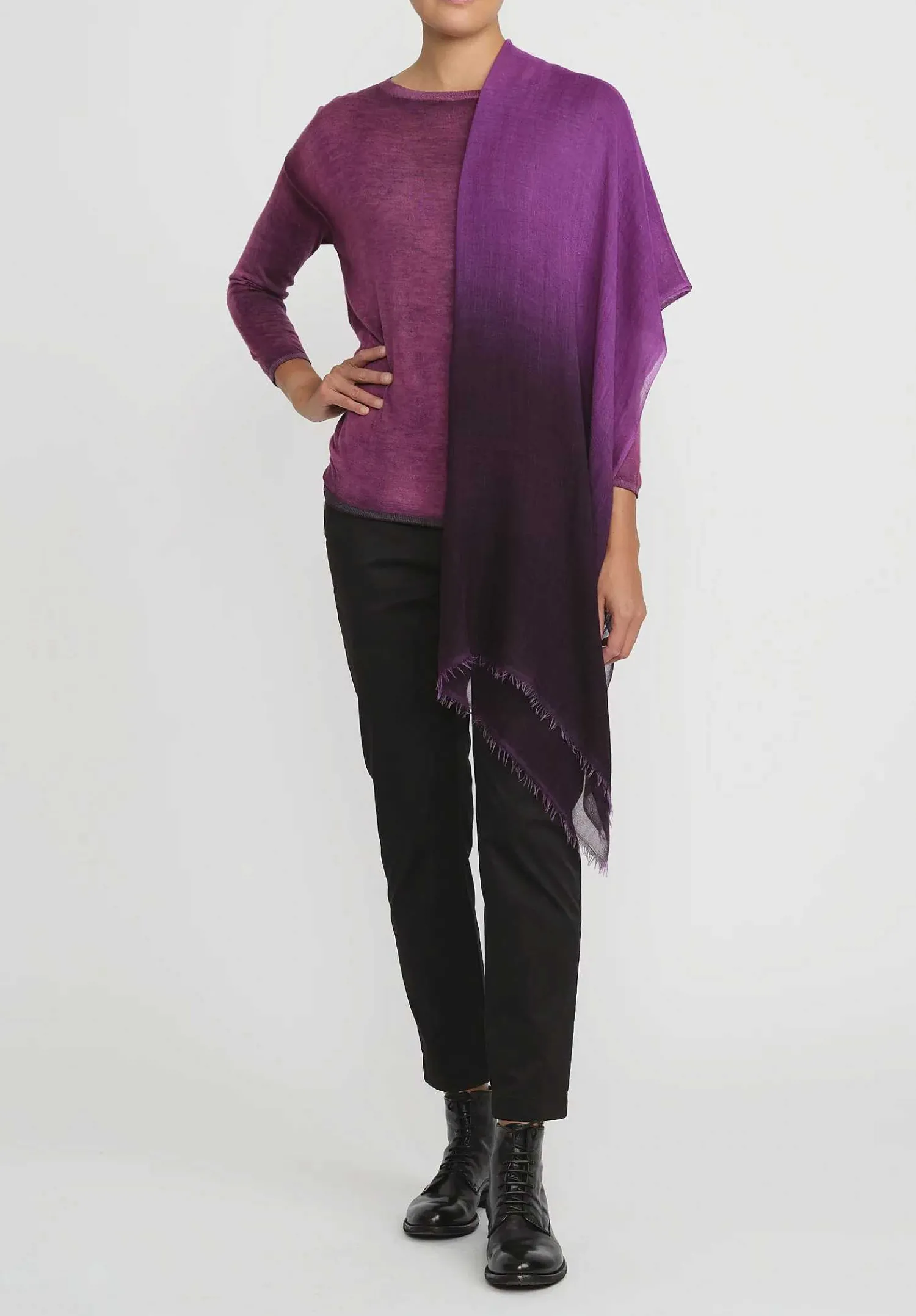 Avant Toi Cashmere Hand-Painted Sfumata Scarf In Nero Orchid Purple