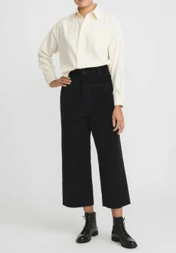 A Tentative Atelier Cotton Corduroy Roll Up Pants In Black
