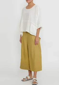 Gilda Midani Cotton Solid Dyed Short Bucket Top In White