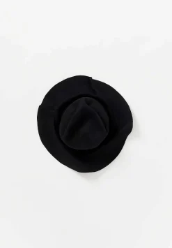 Horisaki Design & Handel Easy Burnt Rabbit Wrinkled Brim Hat In Black