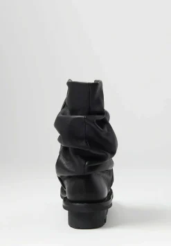 Trippen Gathered Pressure Boot In Black