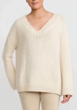 Wommelsdorff Hand Knit Alva Cashmere Sweater In Off White/Oatmeal