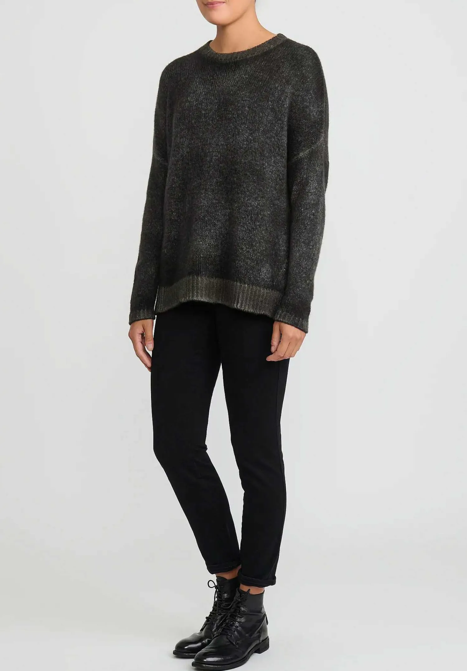 Avant Toi Hand-Painted Cashmere & Silk Oversized Sweater In Nero Mushroom Grey