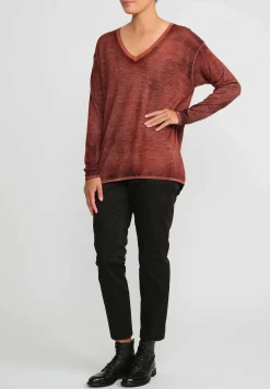 Avant Toi Hand-Painted Cashmere & Silk V-Neck Sweater In Nero Mandarancio Orange