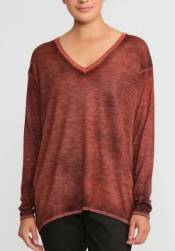 Avant Toi Hand-Painted Cashmere & Silk V-Neck Sweater In Nero Mandarancio Orange