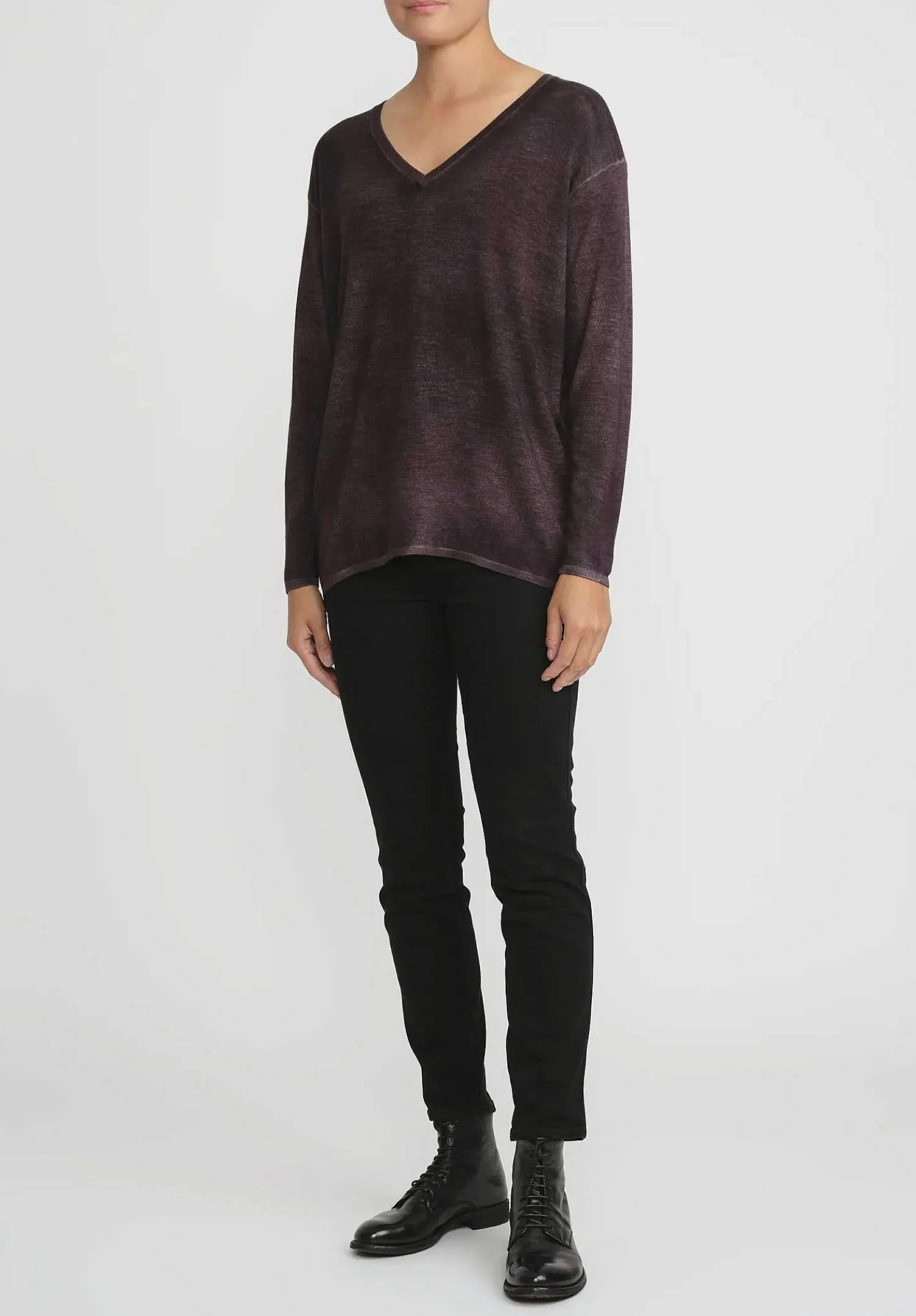 Avant Toi Hand-Painted Cashmere & Silk V-Neck Sweater In Nero Seppia Purple