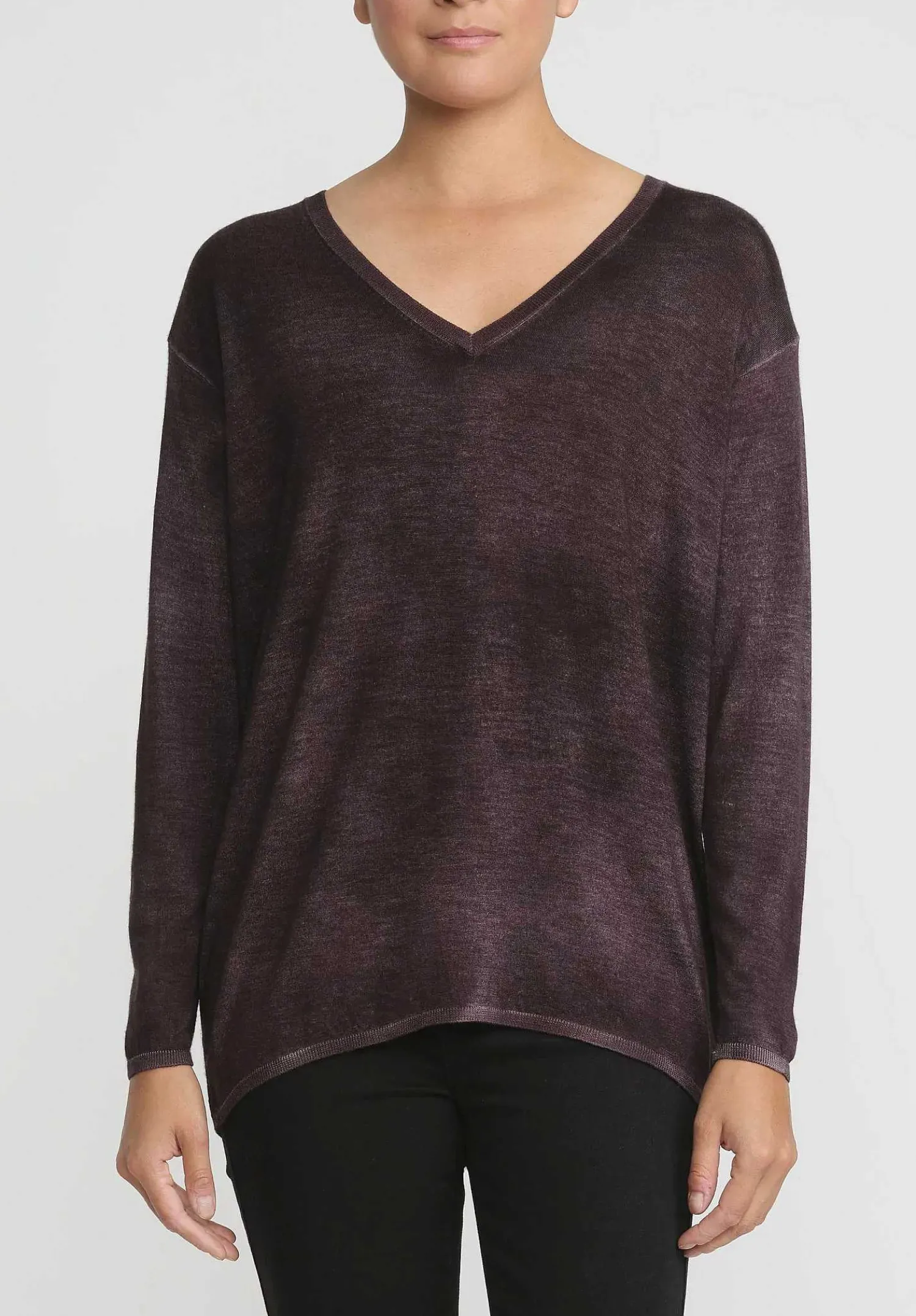 Avant Toi Hand-Painted Cashmere & Silk V-Neck Sweater In Nero Seppia Purple