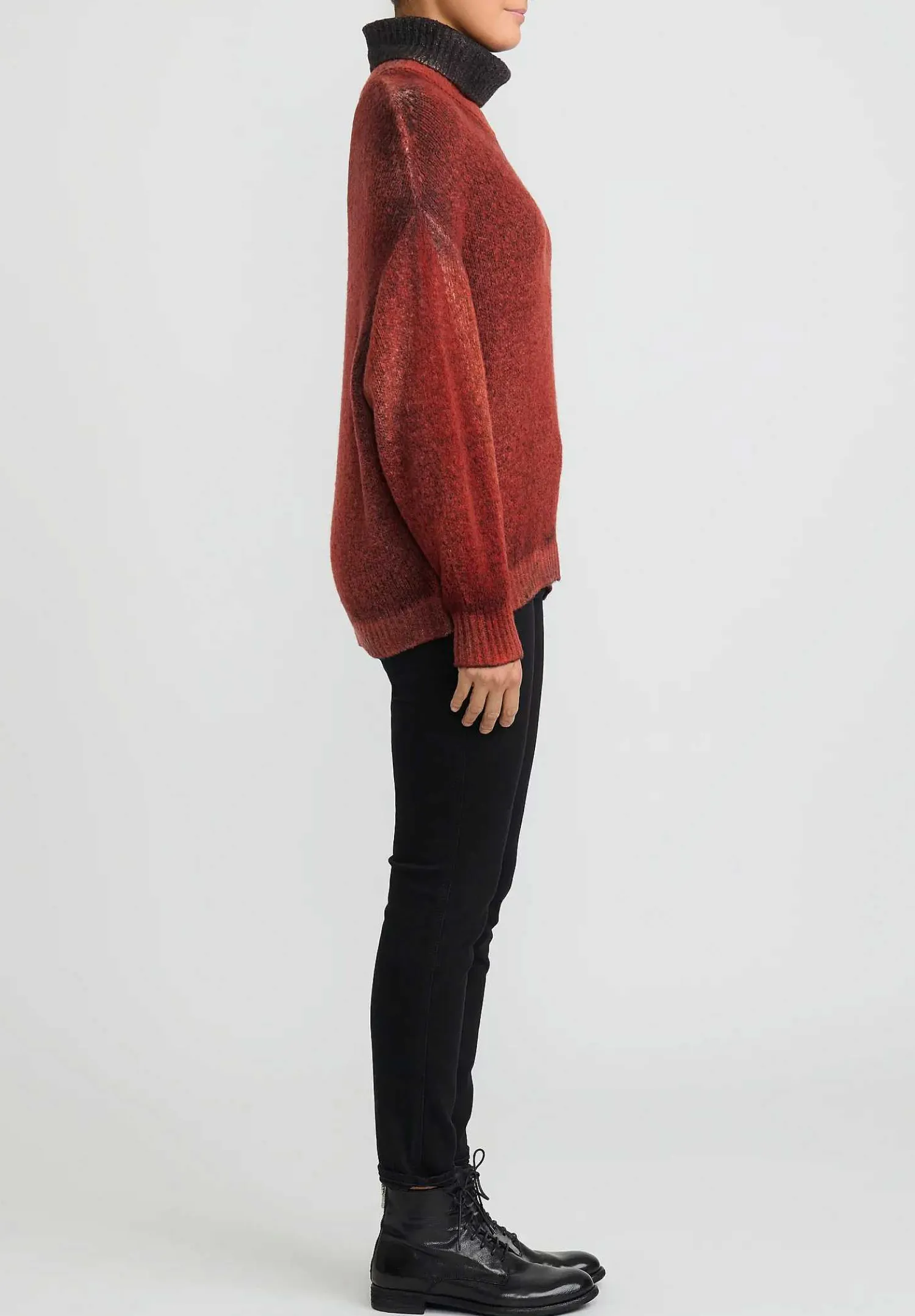 Avant Toi Hand-Painted Cashmere & Silk Turtleneck Sweater In Nero Mandarancio Orange