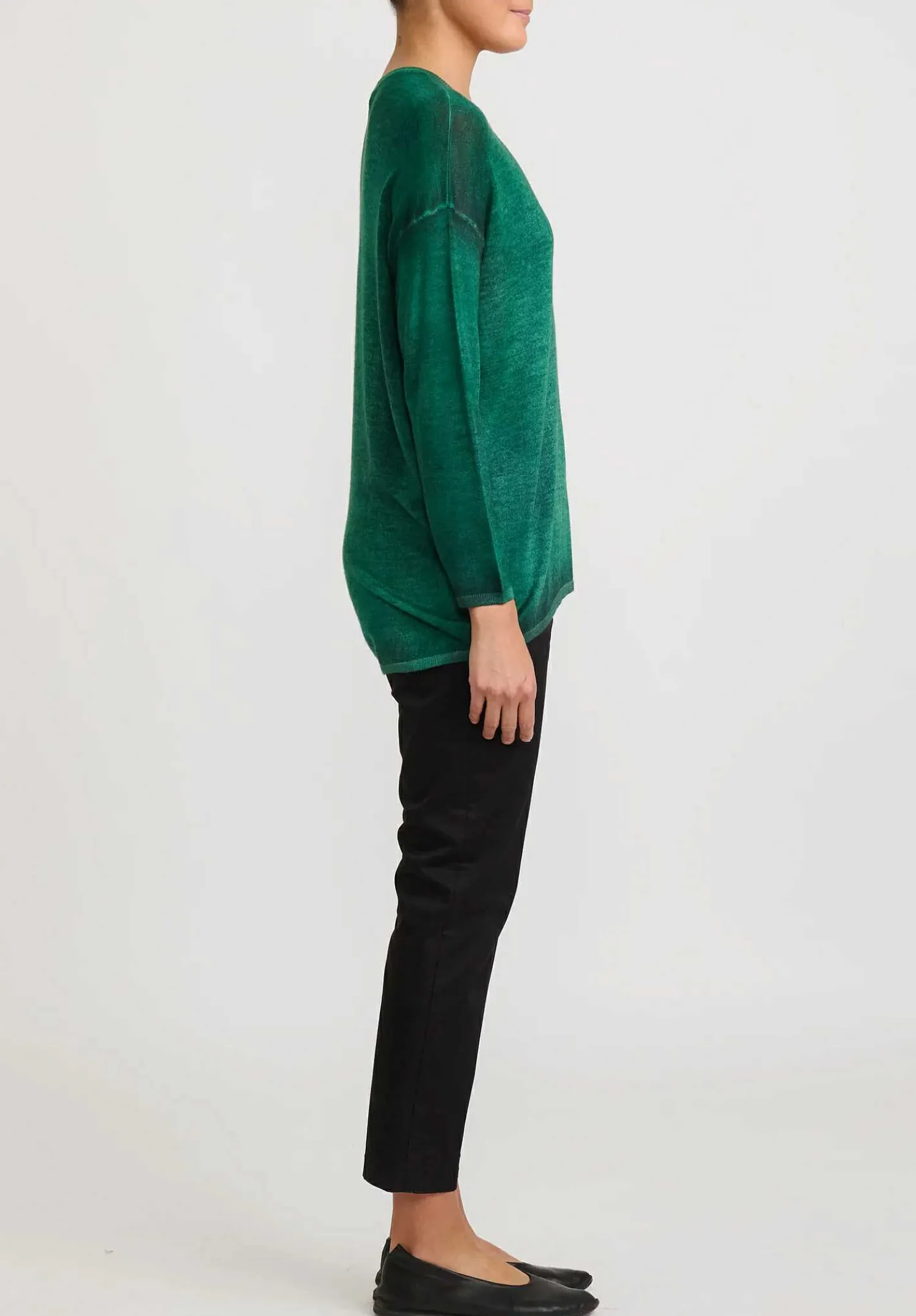 Avant Toi Hand-Painted Cashmere & Silk Maglia V-Neck Sweater In Nero Smeraldo Green