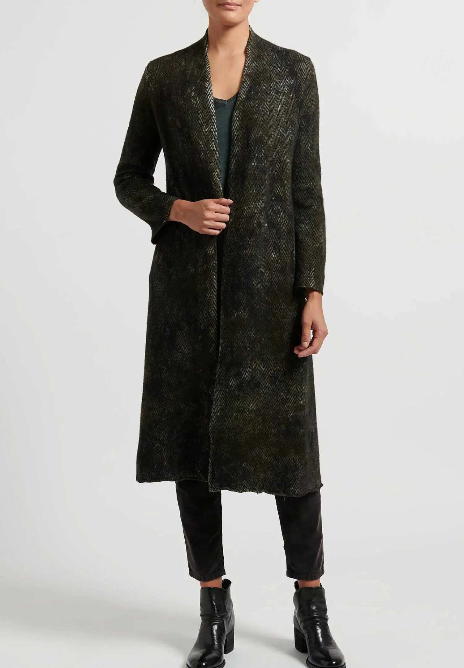 Avant Toi Hand-Painted Cashmere & Wool Herringbone Duster In Nero Moss Green
