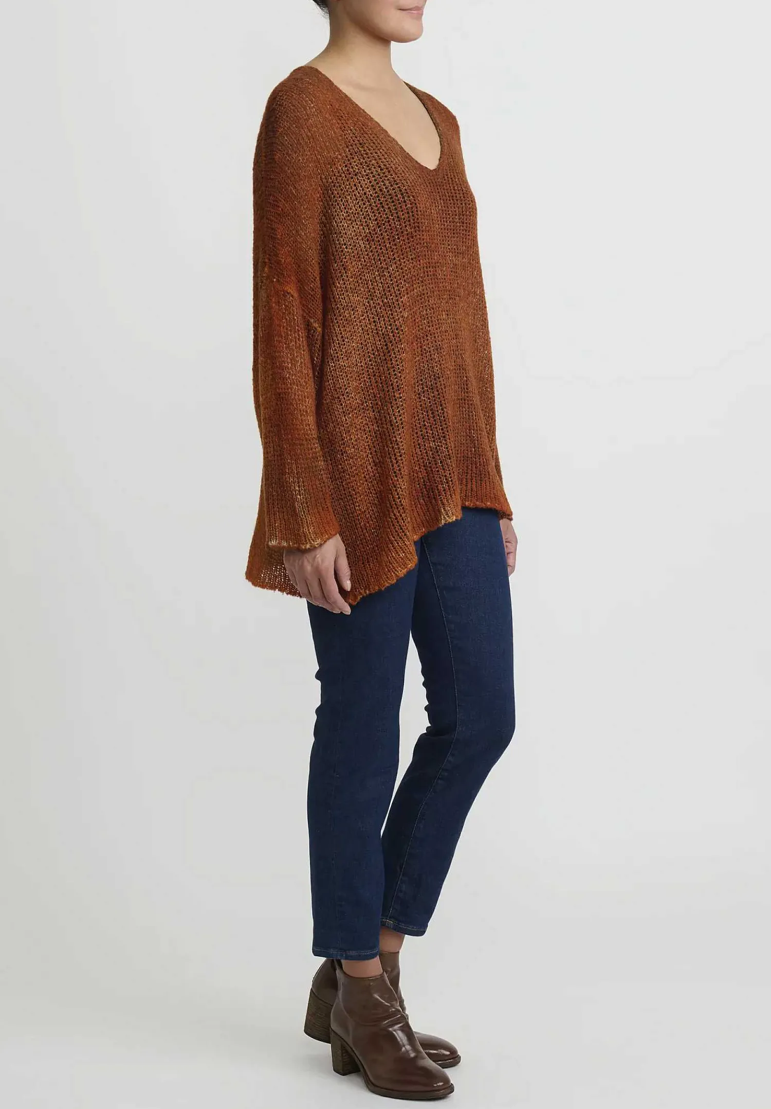 Avant Toi Hand-Painted Loose Knit V-Neck Sweater In Nero Corten Orange