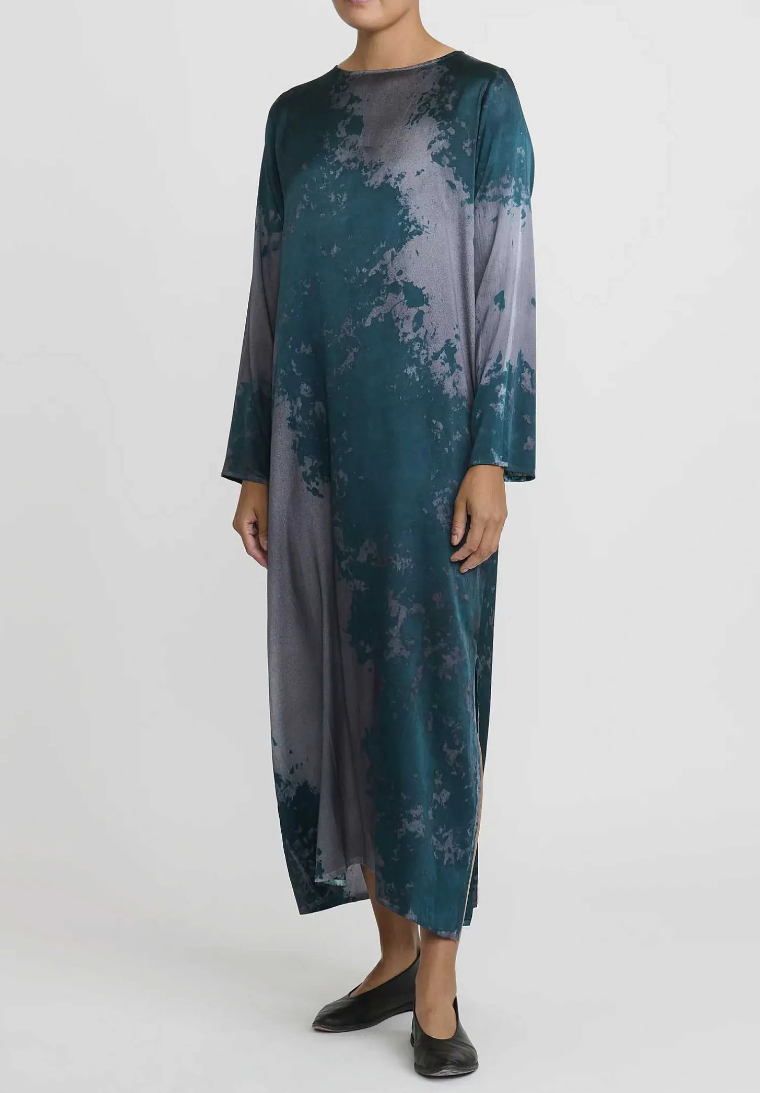 Avant Toi Hand-Painted Silk Lunga Dress In Velo Nero & Forest Green
