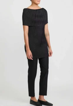 Issey Miyake Intangible Pleats Top In Black