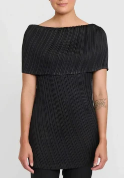 Issey Miyake Intangible Pleats Top In Black