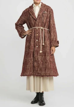 A Tentative Atelier Jacquard Jorunn Duffle Coat In Rust Red