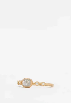 Yasuko Azuma 18K Grey Diamond Muguet Ring