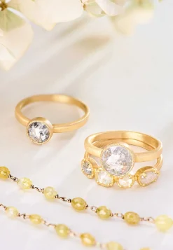 Yasuko Azuma 18K, Grey Diamond Ring