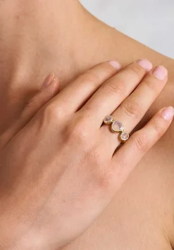 Pippa Small 18K, Rainbow Moonstone Greek Ring
