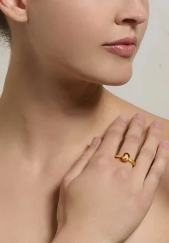 Greig Porter 22K, Sapphire Oval Cut Ring With Hammered Finish