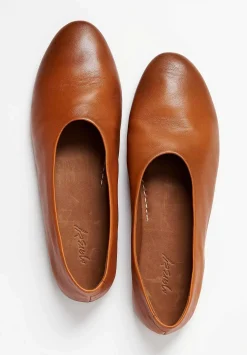 Marsèll Leather Coltellaccio Ballerina Flat In Caramello Brown