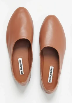 Jil Sander Leather Flat Ballet Slippers In Hazel Brown