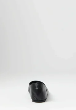 Jil Sander Leather Flat Ballet Slippers In Black