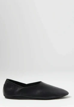 Jil Sander Leather Flat Ballet Slippers In Black