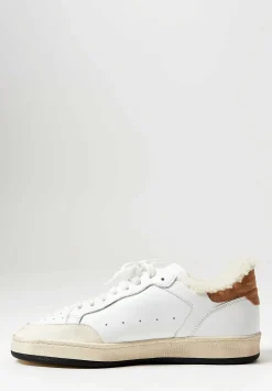 Officine Creative Leather Magic Low Top Sneakers In Dirty Tofu White
