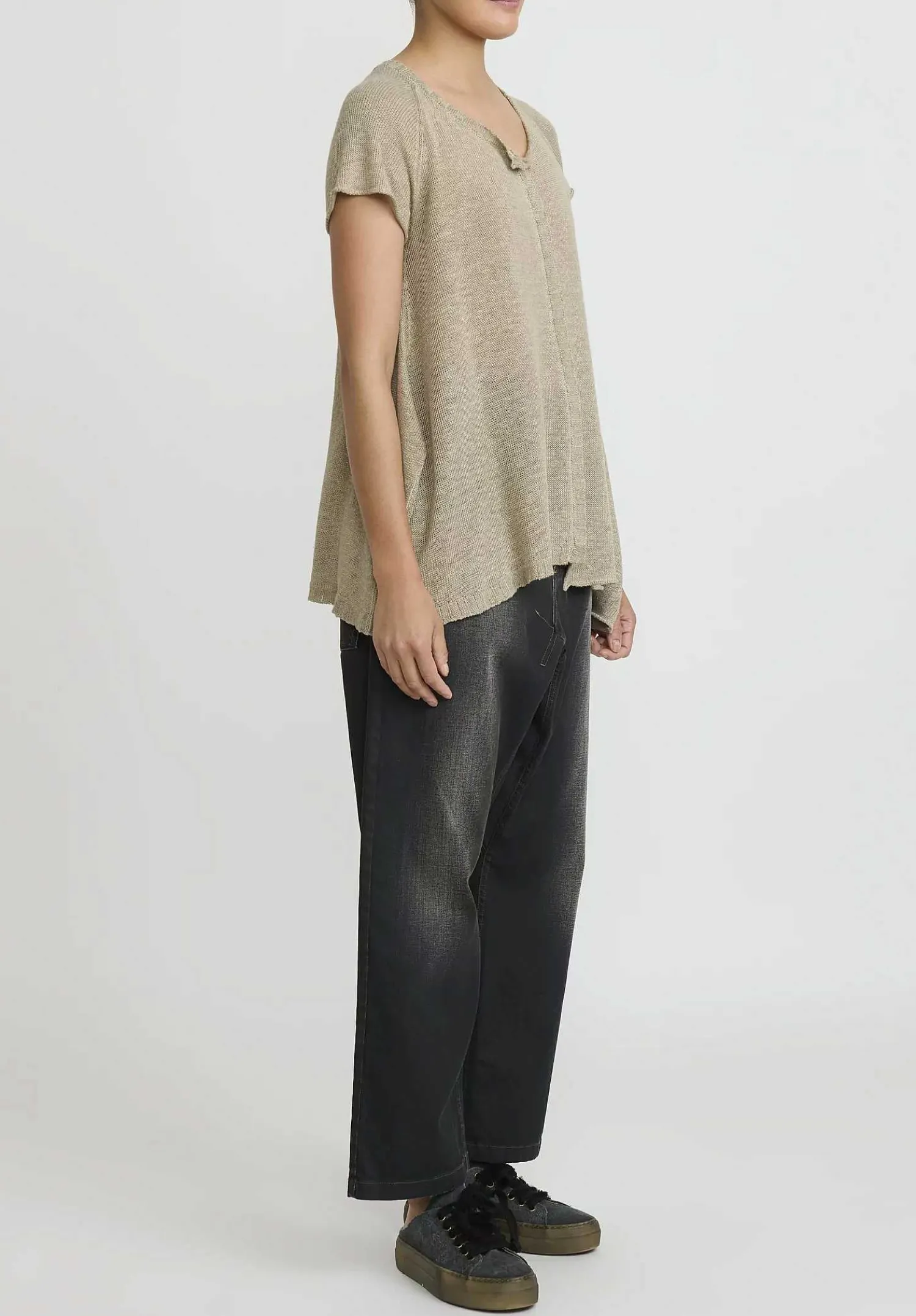 Rundholz Linen Capped Raglan Sleeve Knit Sweater In Natural Linen