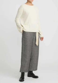 A Tentative Atelier Loro Piana Cashmere Loose Pocket Sweater In Off White
