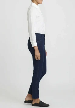 Closed Organic Cotton Milo Jeans In Blue Black