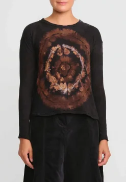 Gilda Midani Pattern Dyed Long Sleeve Trapeze Tee In Fire Ring