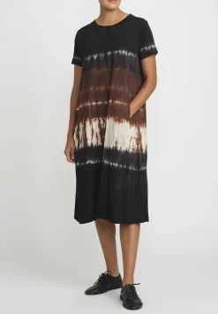 Gilda Midani Pattern Dyed Short Sleeve Maria Dress In Chocolate Brown Row