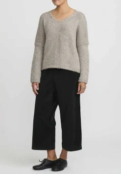 Album di Famiglia Serie Numerata Hand-Knit V-Neck Sweater In Grey
