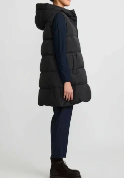 Antonelli Sleeveless ''Pinot'' Down Coat In Black