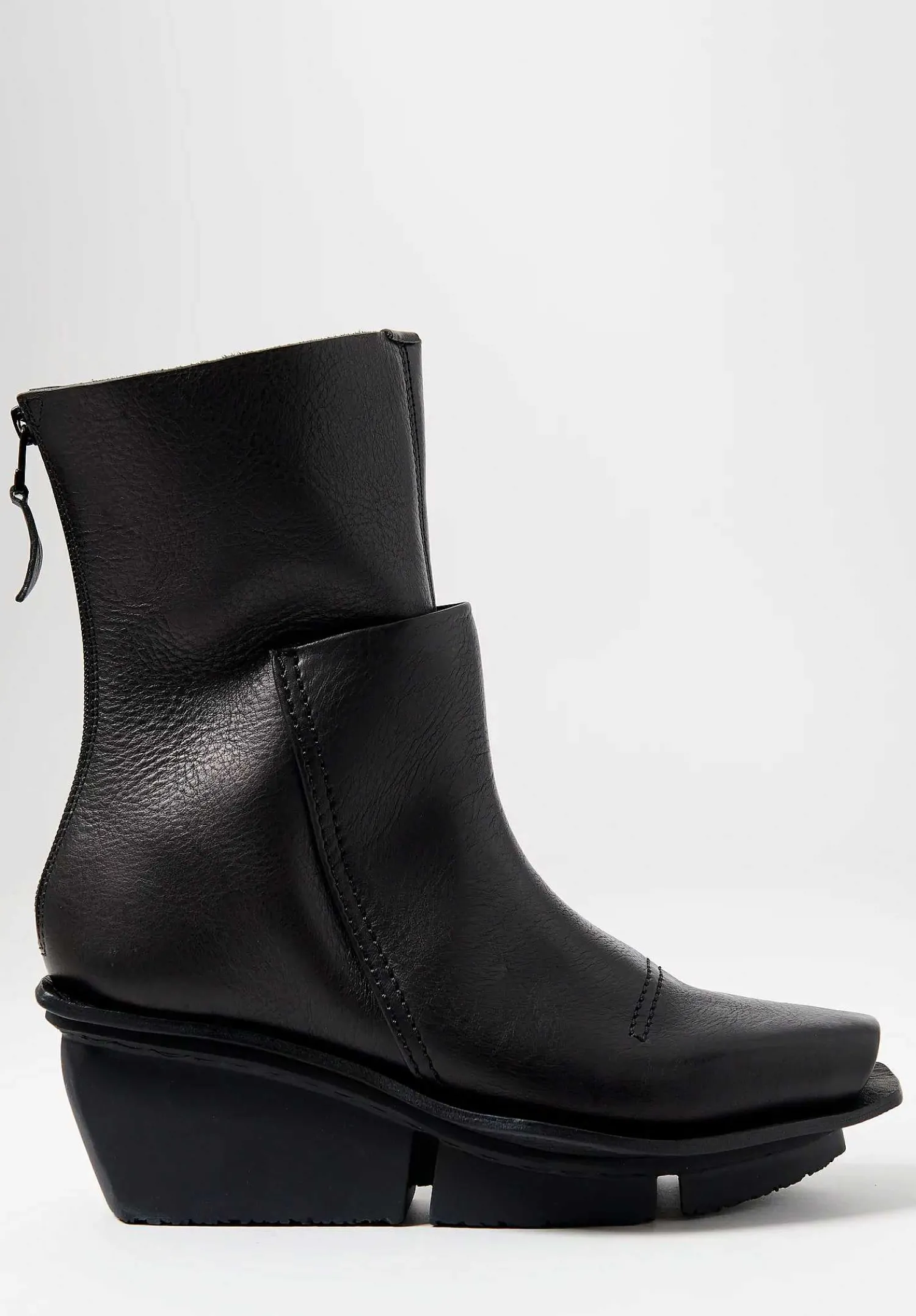 Trippen Voltage High-Ankle Boot In Black