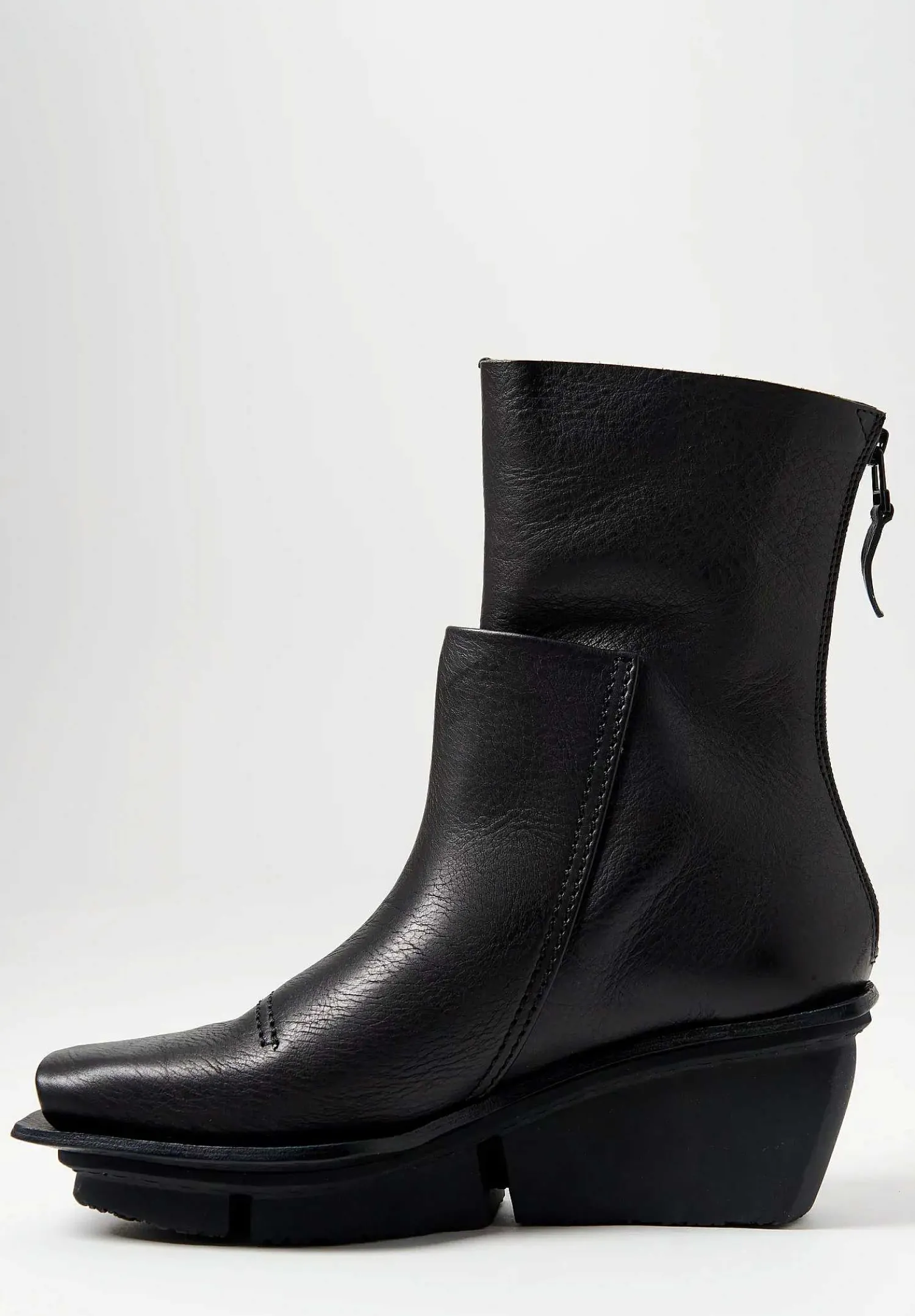 Trippen Voltage High-Ankle Boot In Black